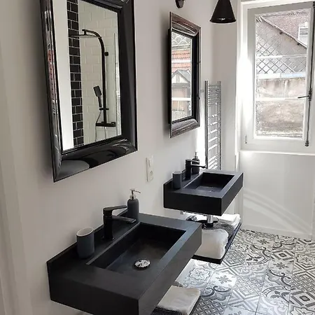 Nuit Zen - Jacuzzi - Centre Historique Apartament